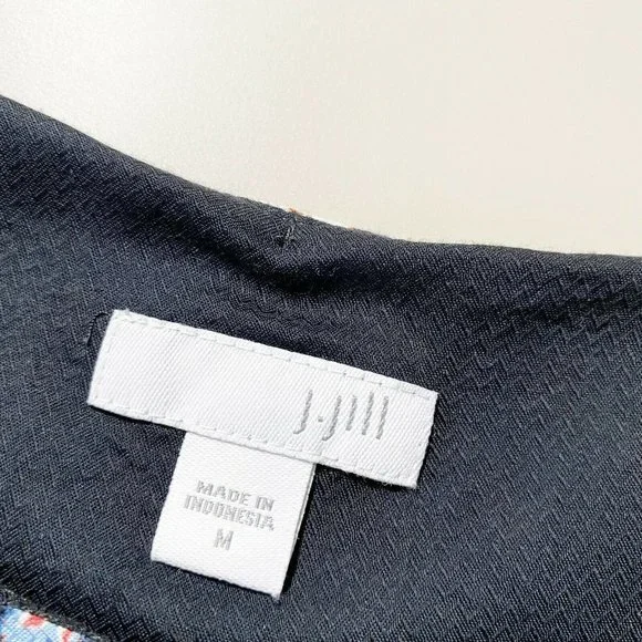 J Jill Paisley Overlay Layered Tunic Tank Top Medium Black Split Back Sleeveless - Picture 8 of 11